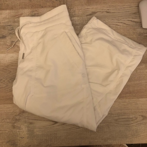 Lulu Lemon Pants - Picture 2 of 5